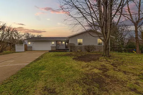 2520 Lamada Pl, Owatonna, MN 55060