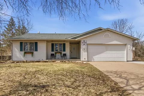 411 21st St NE, Menomonie, WI 54751