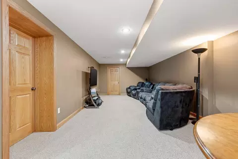 823 Cullen Cir, Marshall, MN 56258 photo 88