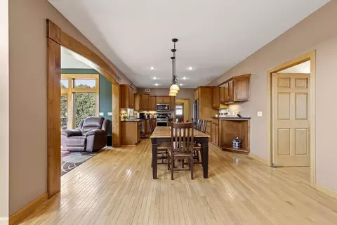 823 Cullen Cir, Marshall, MN 56258 photo 28