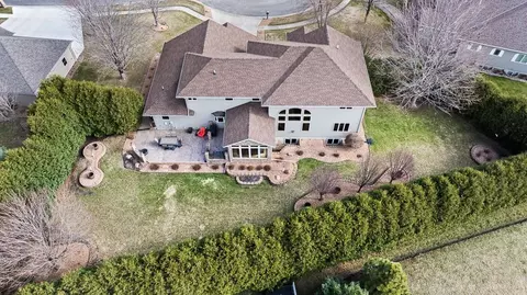 823 Cullen Cir, Marshall, MN 56258 photo 6
