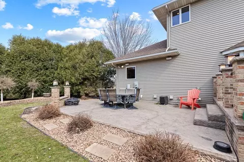 823 Cullen Cir, Marshall, MN 56258 photo 12
