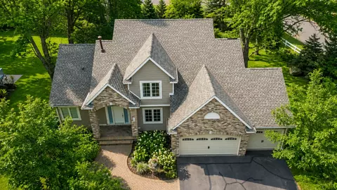 3959 Arlington Dr, Woodbury, MN 55129