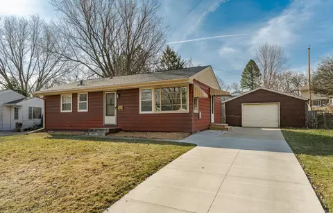 3802 5th St NW, Rochester, MN 55901