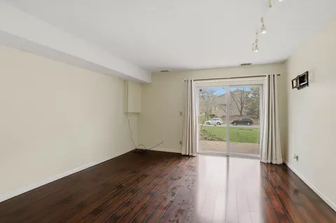 Living - 1768 Meadowlark Ct #31768, Eagan, MN 55122 photo 4 of 4