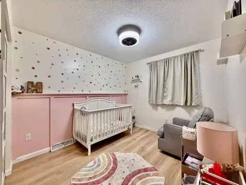 Bedroom - 243 Edgeview Dr, Rollingstone, MN 55969 photo 2 of 4