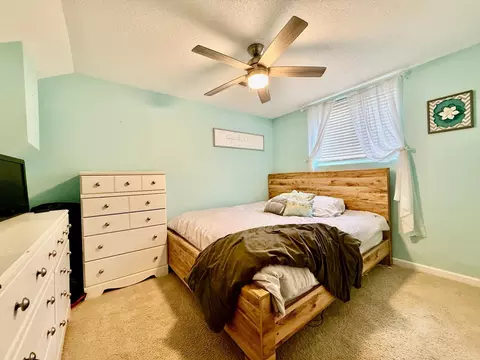 Bedroom - 243 Edgeview Dr, Rollingstone, MN 55969 photo 3 of 4