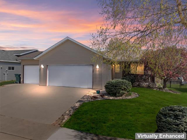 4445 Manor Dr NW, Rochester, MN 55901