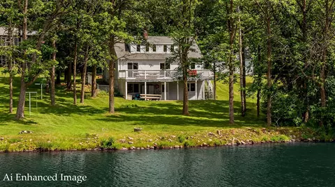 15307 Pine Shores Rd, Brainerd, MN 56401