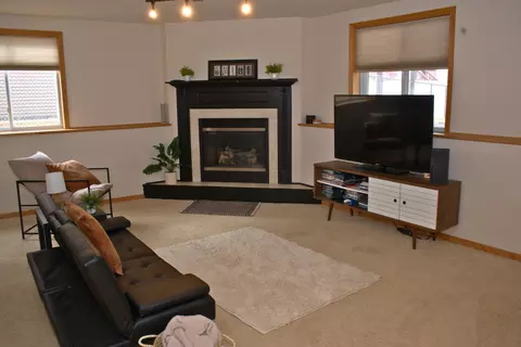 Living - 4357 46th Ave S, Fargo, ND 58104 photo 4 of 4