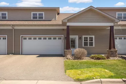 1165 Parkwood Ln, Stillwater, MN 55082