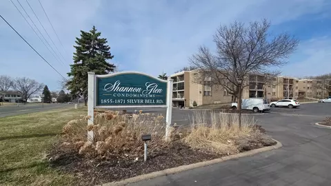 1855 Silver Bell Rd #321, Eagan, MN 55122