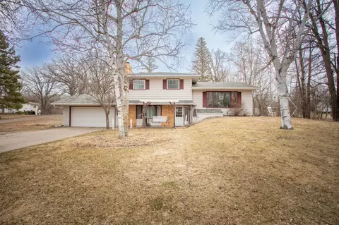 1807 N Mckay Ave NE, Alexandria, MN 56308