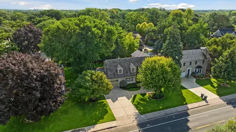5325 Wooddale Ave, Edina, MN 55424