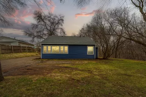 1070 Willow St, Faribault, MN 55021