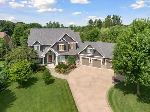 945 Willow View Dr, Long Lake, MN 55356