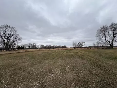 Exterior - 237 S Paul St, Appleton, MN 56208 photo 3 of 9