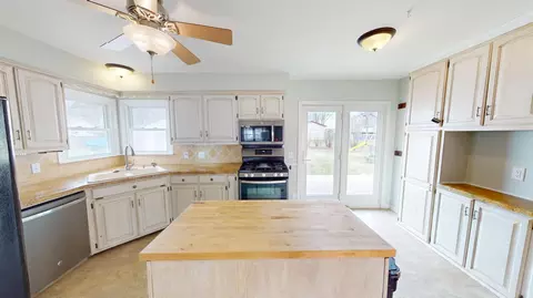 Kitchen - 2141 Harmony Ave, Albert Lea, MN 56007 photo 1 of 4