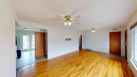 Living - 2141 Harmony Ave, Albert Lea, MN 56007 photo 2 of 5