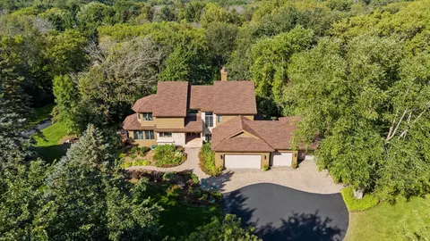 6287 Crackleberry Trl, Woodbury, MN 55129