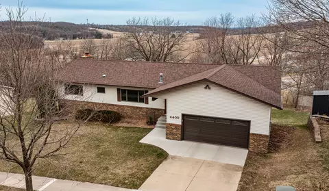 4400 Manor View Dr NW, Rochester, MN 55901