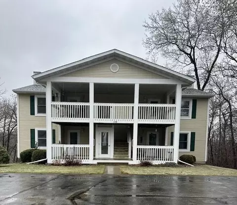 104 Alpine Rdg #2, Wabasha, MN 55981