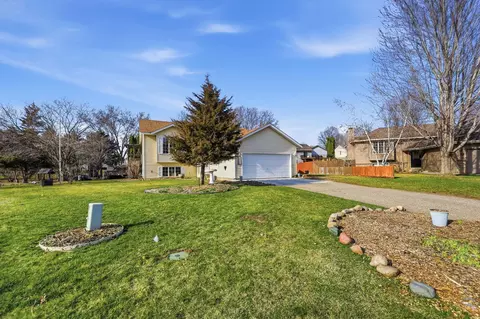 15564 Columbary Ct, Rosemount, MN 55068