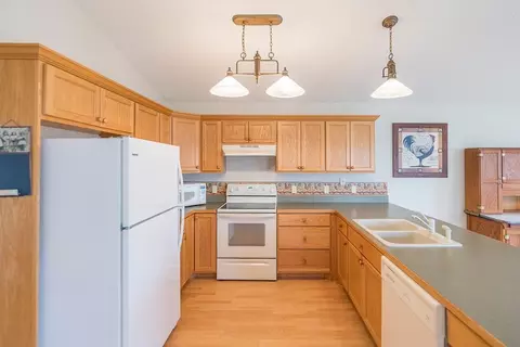 Kitchen - 1719 13th Ave NE, Brainerd, MN 56401 photo 1 of 3