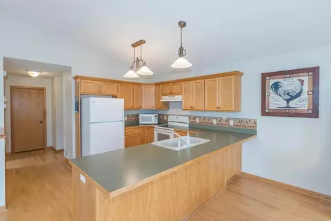 Kitchen - 1719 13th Ave NE, Brainerd, MN 56401 photo 2 of 3