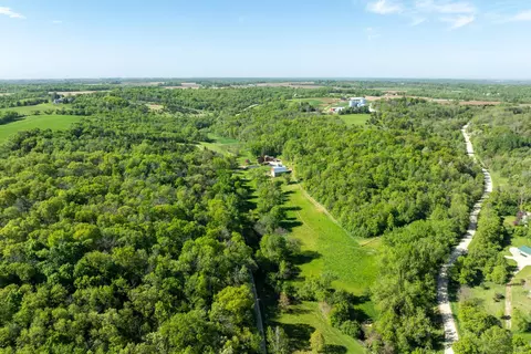 31500 Echo Valley Trl, Cannon Falls, MN 55009