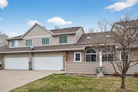 995 106th Ln NW #45, Coon Rapids, MN 55433