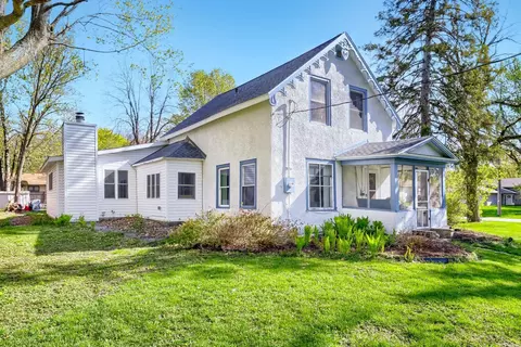 640 Albert St, Prescott, WI 54021