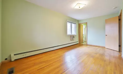 Bedroom - 14894 Riverside Dr, Brainerd, MN 56401 photo 2 of 7