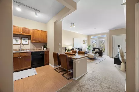13570 Technology Dr #2221, Eden Prairie, MN 55344