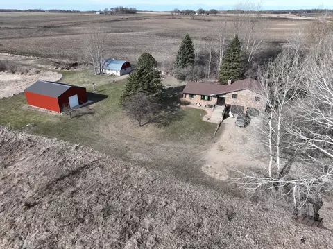 58533 243 St, Litchfield, MN 55355