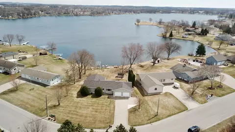 500 Hickman Dr, Sauk Centre, MN 56378