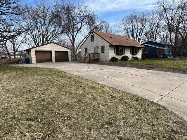 720 22nd St NE, Owatonna, MN 55060