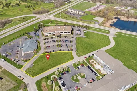 1530 17th St NW, Faribault, MN 55021