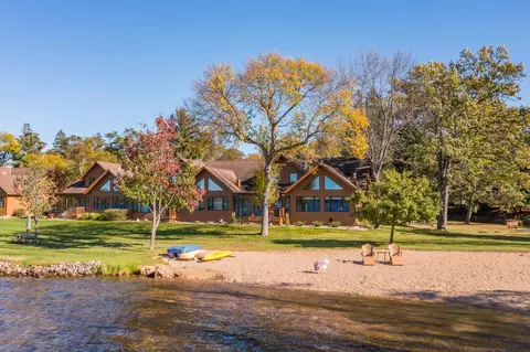 24927 Viking Dr, Nisswa, MN 56468