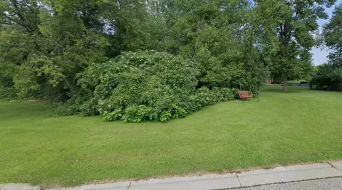 1929 Kempton Ct, Fergus Falls, MN 56537