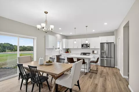 Dining - 2615 Arbor Dr, Buffalo, MN 55313 photo 4 of 4