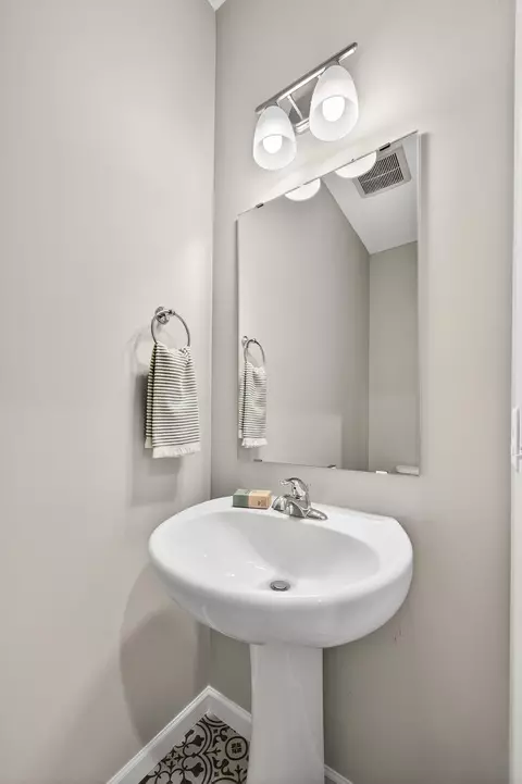 Bath - 2615 Arbor Dr, Buffalo, MN 55313 photo 1 of 6