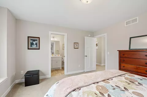 Bedroom - 10818 Glenview Pl, Champlin, MN 55316 photo 4 of 9