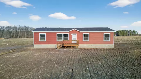 19056 Island View Dr, Mora, MN 55051