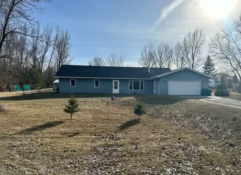 28169 Meadow Dr, Detroit Lakes, MN 56501