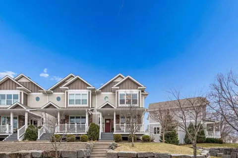 673 Sandstone Cir, Long Lake, MN 55356