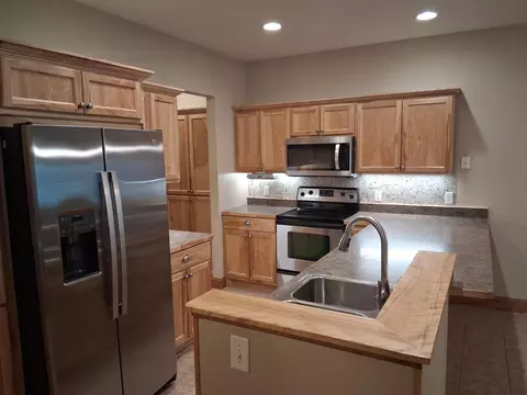 Kitchen - 5649 Rush Lake Ct, Baxter, MN 56425 photo 2 of 3