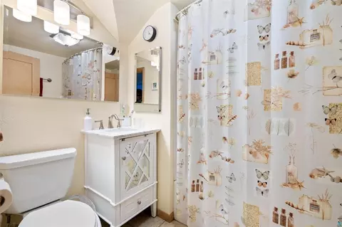 Bath - 1522 E 4th St, Superior, WI 54880 photo 1 of 1