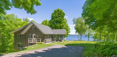 9107 Wilderness Point Rd, Brainerd, MN 56401
