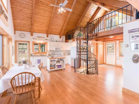 9107 Wilderness Point Rd, Brainerd, MN 56401